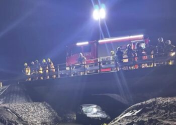 Groźny wypadek w Sokulu – samochód wpadł do rzeki.