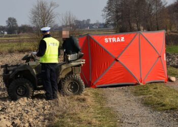 Tragiczny wypadek na quadzie w Klębowie. 52-latek zginął na miejscu
